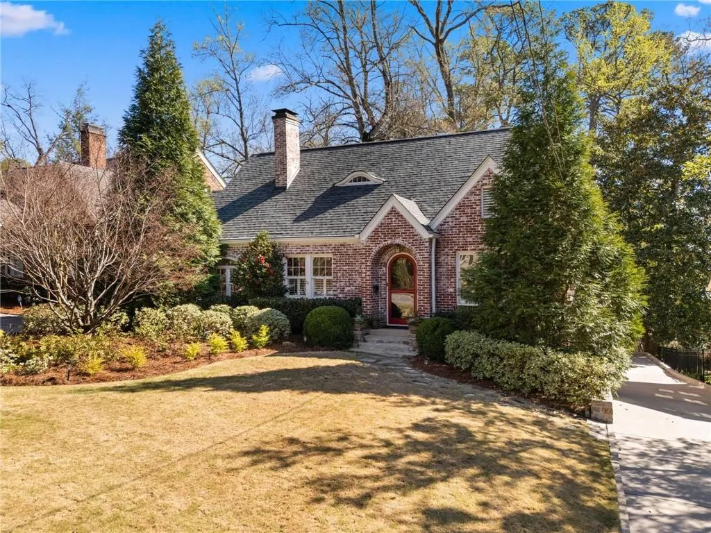 183 E Wesley Road Ne, Atlanta, Georgia 30305, 3 Bedrooms Bedrooms, 0 ,3 BathroomsBathrooms,Residential,For Sale,183 E Wesley Road Ne,7730943