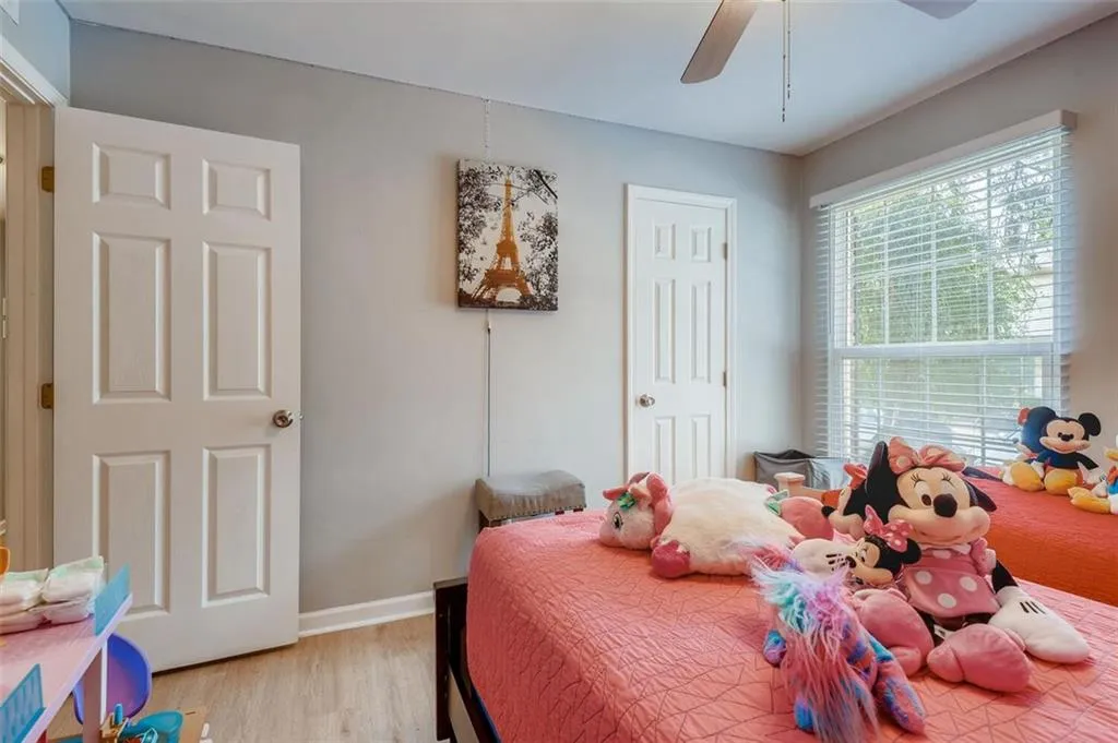 5559 Kingsport Drive Unit 27, Atlanta, Georgia 30342, 3 Bedrooms Bedrooms, ,2 BathroomsBathrooms,Residential,Sold,5559 Kingsport Drive Unit 27,6903729