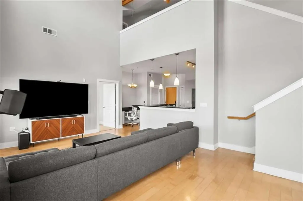 799 Hammond Drive NE Unit 421, Sandy Springs, Georgia 30328, 2 Bedrooms Bedrooms, ,2 BathroomsBathrooms,Residential,Sold,799 Hammond Drive NE Unit 421,7356759