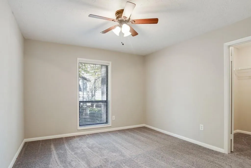 8740 Roswell Road Unit 2g, Sandy Springs, Georgia 30350, 2 Bedrooms Bedrooms, ,2 BathroomsBathrooms,Residential,Sold,8740 Roswell Road Unit 2g,5935302