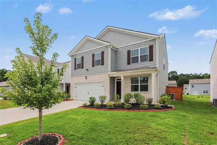 8236 Castleton Drive, Fairburn, Georgia 30213