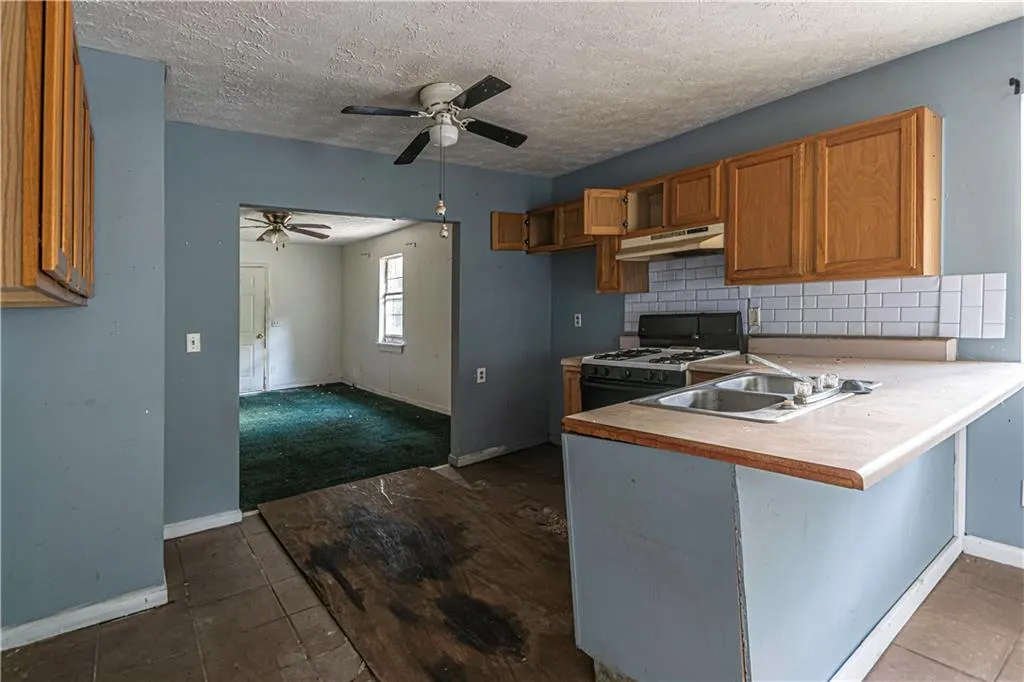 1700 North Avenue Nw, Atlanta, Georgia 30318, 3 Bedrooms Bedrooms, ,2 BathroomsBathrooms,Residential,For Sale,1700 North Avenue Nw,7644232