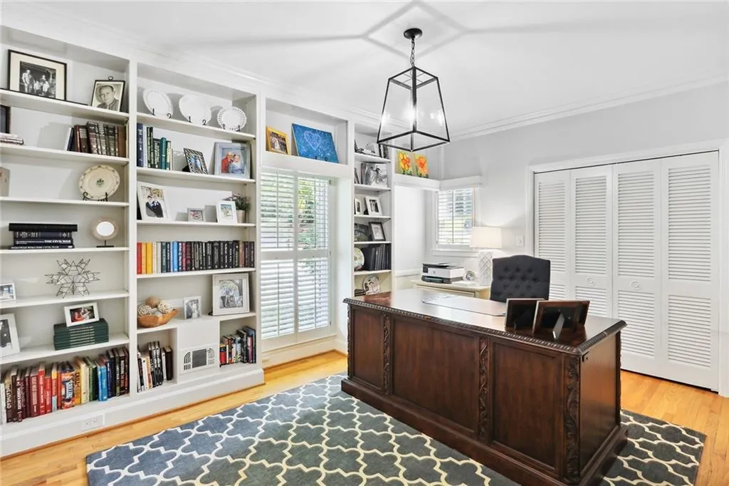 730 Starlight Lane, Atlanta, Georgia 30342, 5 Bedrooms Bedrooms, ,4 BathroomsBathrooms,Residential,Sold,730 Starlight Lane,7119868 730 Starlight Lane, Atlanta, Georgia 30342, 5 Bedrooms Bedrooms, ,4 BathroomsBathrooms,Residential,Sold,730 Starlight Lane,7119868