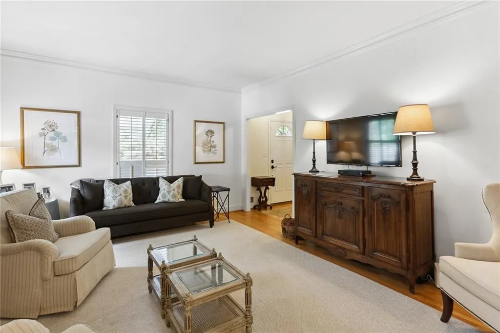 730 Starlight Lane, Atlanta, Georgia 30342, 5 Bedrooms Bedrooms, ,4 BathroomsBathrooms,Residential,Sold,730 Starlight Lane,7119868 730 Starlight Lane, Atlanta, Georgia 30342, 5 Bedrooms Bedrooms, ,4 BathroomsBathrooms,Residential,Sold,730 Starlight Lane,7119868