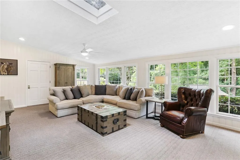 730 Starlight Lane, Atlanta, Georgia 30342, 5 Bedrooms Bedrooms, ,4 BathroomsBathrooms,Residential,Sold,730 Starlight Lane,7119868 730 Starlight Lane, Atlanta, Georgia 30342, 5 Bedrooms Bedrooms, ,4 BathroomsBathrooms,Residential,Sold,730 Starlight Lane,7119868