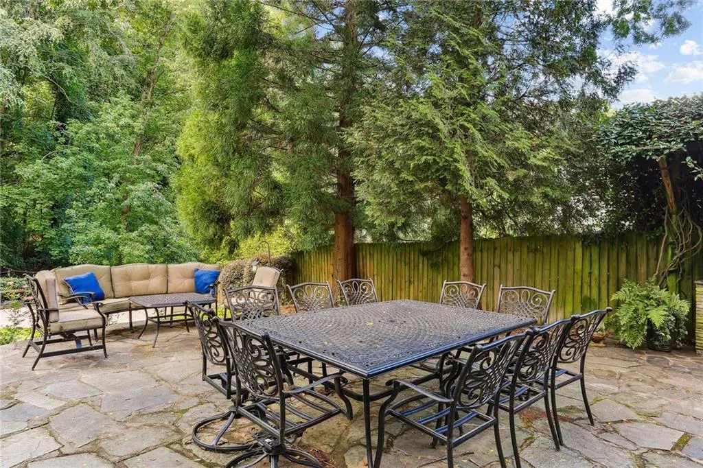 730 Starlight Lane, Atlanta, Georgia 30342, 5 Bedrooms Bedrooms, ,4 BathroomsBathrooms,Residential,Sold,730 Starlight Lane,7119868 730 Starlight Lane, Atlanta, Georgia 30342, 5 Bedrooms Bedrooms, ,4 BathroomsBathrooms,Residential,Sold,730 Starlight Lane,7119868