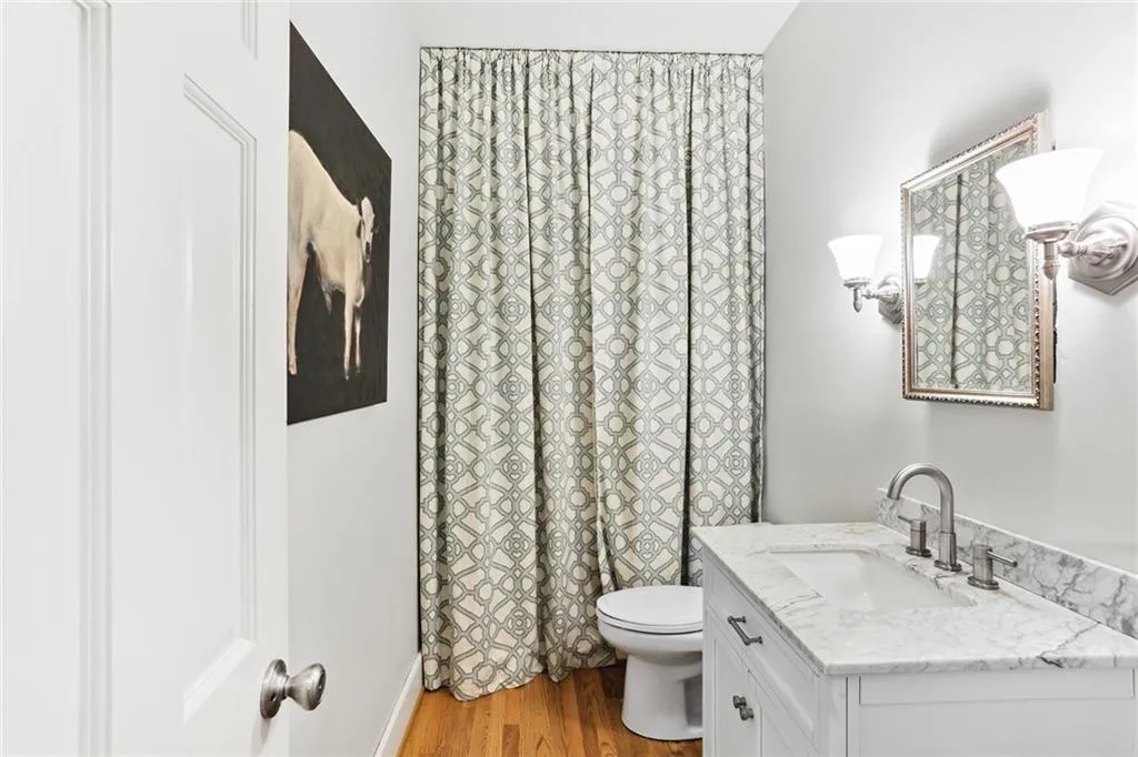 730 Starlight Lane, Atlanta, Georgia 30342, 5 Bedrooms Bedrooms, ,4 BathroomsBathrooms,Residential,Sold,730 Starlight Lane,7119868 730 Starlight Lane, Atlanta, Georgia 30342, 5 Bedrooms Bedrooms, ,4 BathroomsBathrooms,Residential,Sold,730 Starlight Lane,7119868