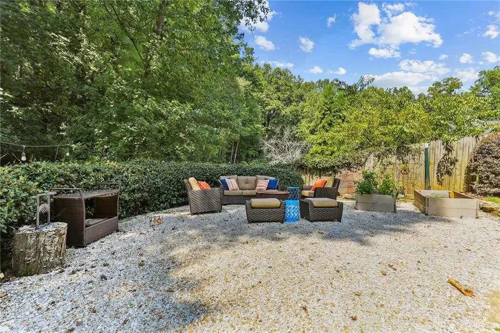 730 Starlight Lane, Atlanta, Georgia 30342, 5 Bedrooms Bedrooms, ,4 BathroomsBathrooms,Residential,Sold,730 Starlight Lane,7119868 730 Starlight Lane, Atlanta, Georgia 30342, 5 Bedrooms Bedrooms, ,4 BathroomsBathrooms,Residential,Sold,730 Starlight Lane,7119868