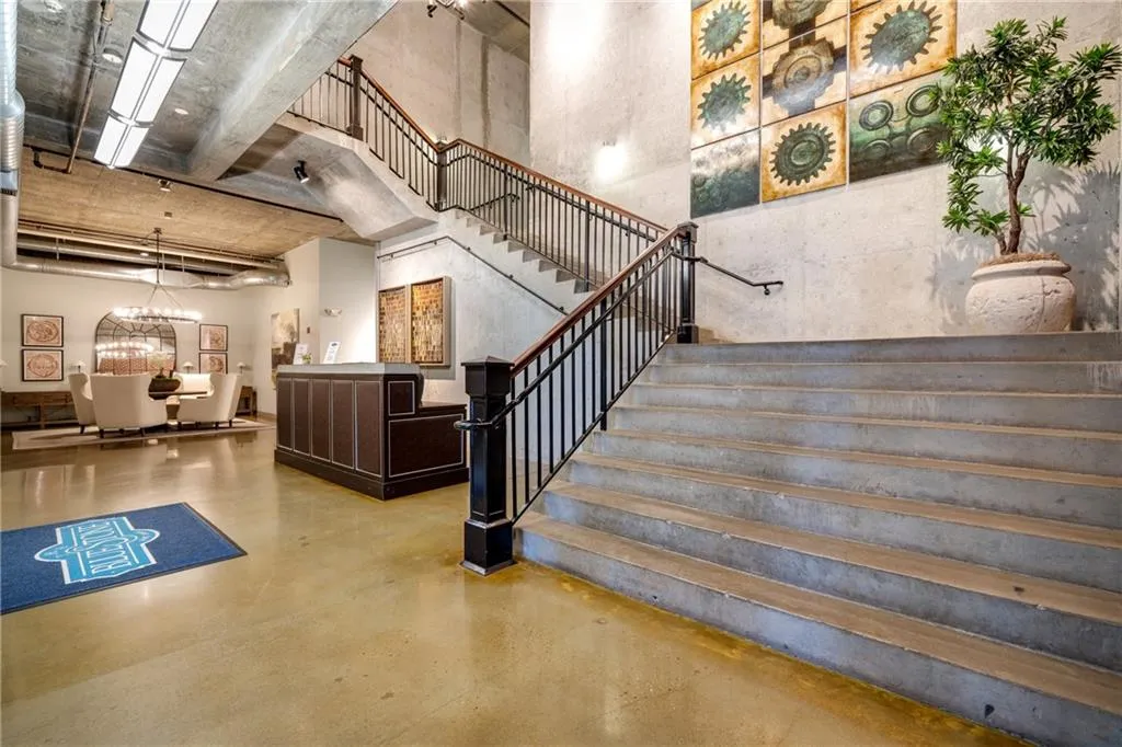 6105 Blue Stone Road Unit 306, Sandy Springs, Georgia 30328, 2 Bedrooms Bedrooms, ,2 BathroomsBathrooms,Residential,Sold,6105 Blue Stone Road Unit 306,6619304