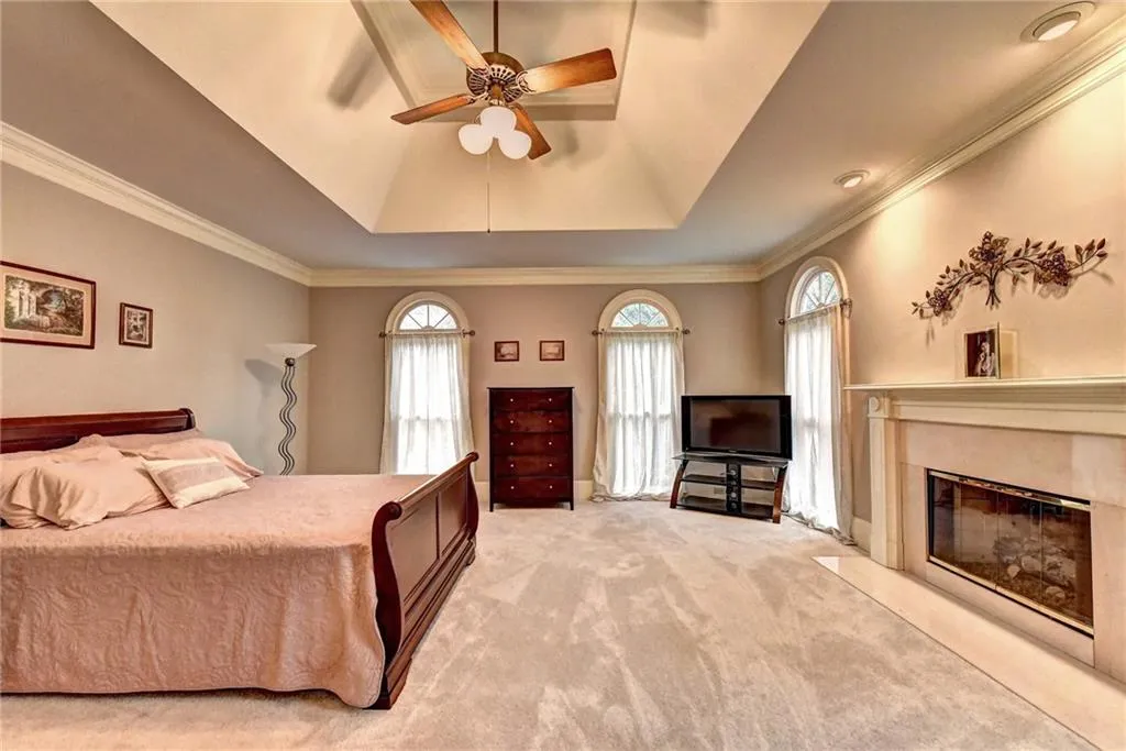 3395 Spalding Drive, Atlanta, Georgia 30350, 5 Bedrooms Bedrooms, ,4 BathroomsBathrooms,Residential,Sold,3395 Spalding Drive,6661853