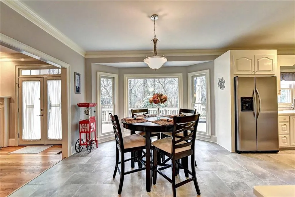 3395 Spalding Drive, Atlanta, Georgia 30350, 5 Bedrooms Bedrooms, ,4 BathroomsBathrooms,Residential,Sold,3395 Spalding Drive,6661853