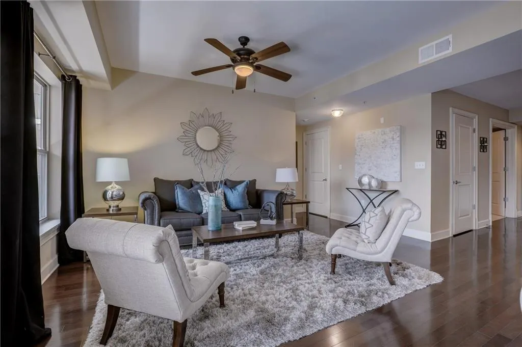 200 River Vista Drive Unit 535, Atlanta, Georgia 30339, 2 Bedrooms Bedrooms, ,2 BathroomsBathrooms,Residential,Sold,200 River Vista Drive Unit 535,6058299