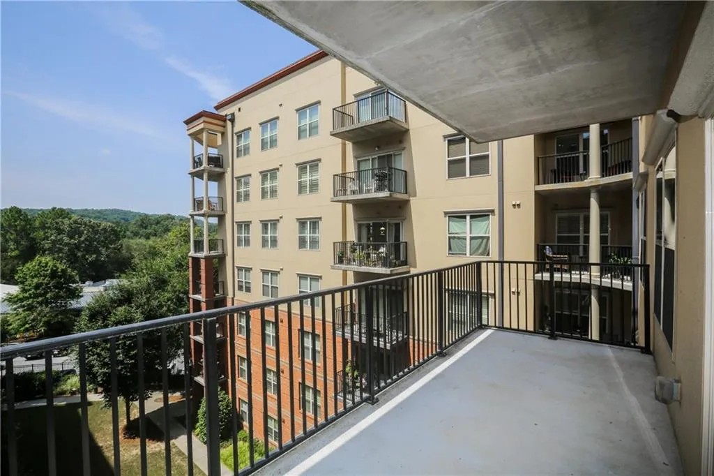 200 River Vista Drive Unit 535, Atlanta, Georgia 30339, 2 Bedrooms Bedrooms, ,2 BathroomsBathrooms,Residential,Sold,200 River Vista Drive Unit 535,6058299