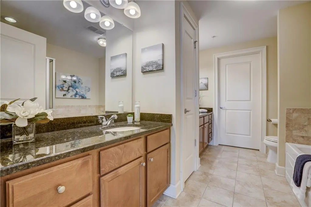 200 River Vista Drive Unit 535, Atlanta, Georgia 30339, 2 Bedrooms Bedrooms, ,2 BathroomsBathrooms,Residential,Sold,200 River Vista Drive Unit 535,6058299