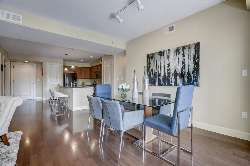 200 River Vista Drive Unit 535, Atlanta, Georgia 30339, 2 Bedrooms Bedrooms, ,2 BathroomsBathrooms,Residential,Sold,200 River Vista Drive Unit 535,6058299