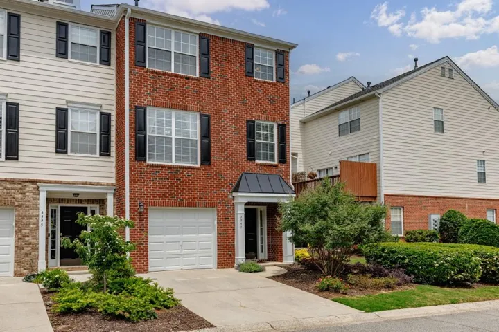 3557 Chattahoochee Summit Lane Unit 23, Atlanta, Georgia 30339
