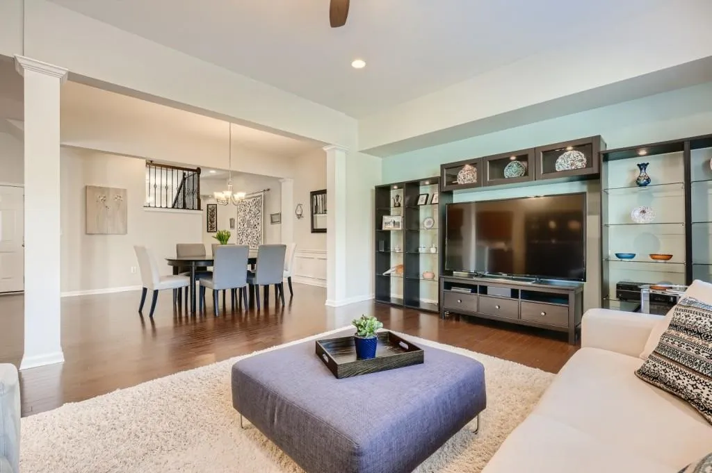 5536 Parkerton Lane, Sandy Springs, Georgia 30342, 3 Bedrooms Bedrooms, ,3 BathroomsBathrooms,Residential,Sold,5536 Parkerton Lane,6996851