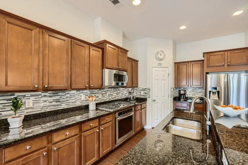 5536 Parkerton Lane, Sandy Springs, Georgia 30342, 3 Bedrooms Bedrooms, ,3 BathroomsBathrooms,Residential,Sold,5536 Parkerton Lane,6996851