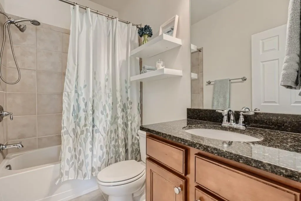 5536 Parkerton Lane, Sandy Springs, Georgia 30342, 3 Bedrooms Bedrooms, ,3 BathroomsBathrooms,Residential,Sold,5536 Parkerton Lane,6996851