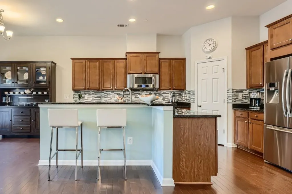 5536 Parkerton Lane, Sandy Springs, Georgia 30342, 3 Bedrooms Bedrooms, ,3 BathroomsBathrooms,Residential,Sold,5536 Parkerton Lane,6996851