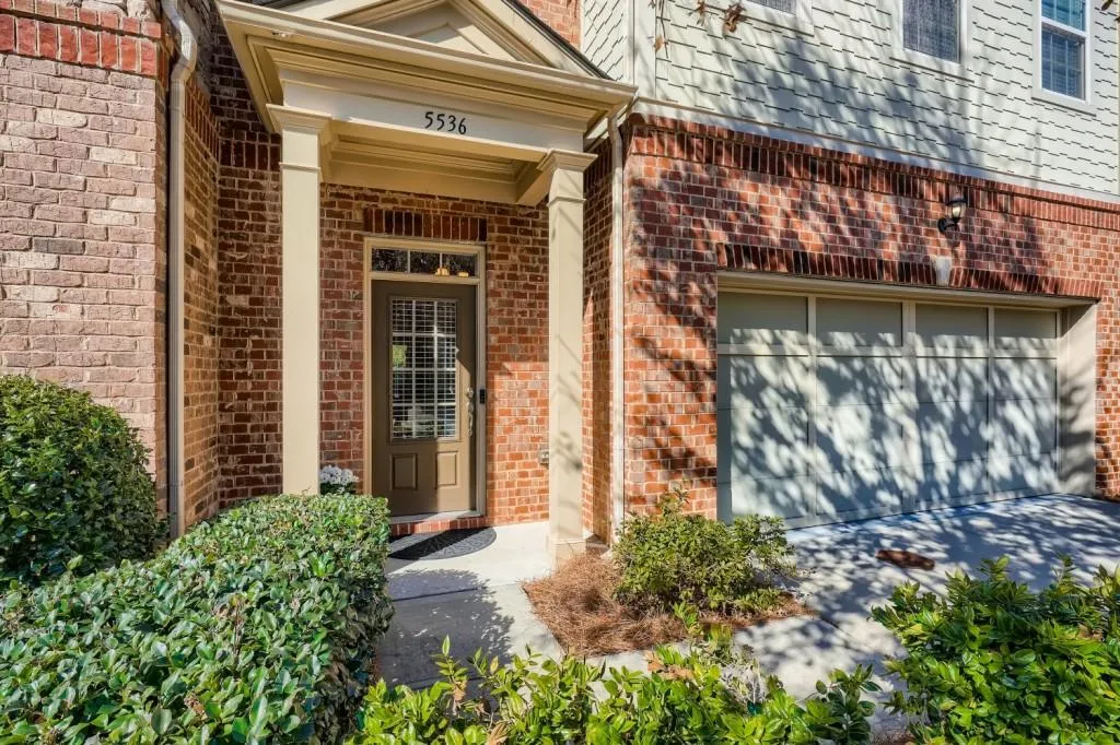 5536 Parkerton Lane, Sandy Springs, Georgia 30342, 3 Bedrooms Bedrooms, ,3 BathroomsBathrooms,Residential,Sold,5536 Parkerton Lane,6996851