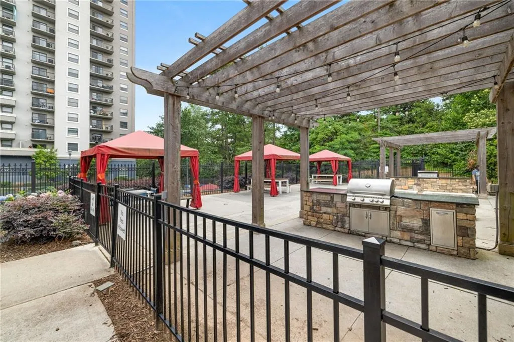 795 Hammond Drive Unit 1608, Atlanta, Georgia 30328, 1 Bedroom Bedrooms, ,1 BathroomBathrooms,Residential,Sold,795 Hammond Drive Unit 1608,7402030