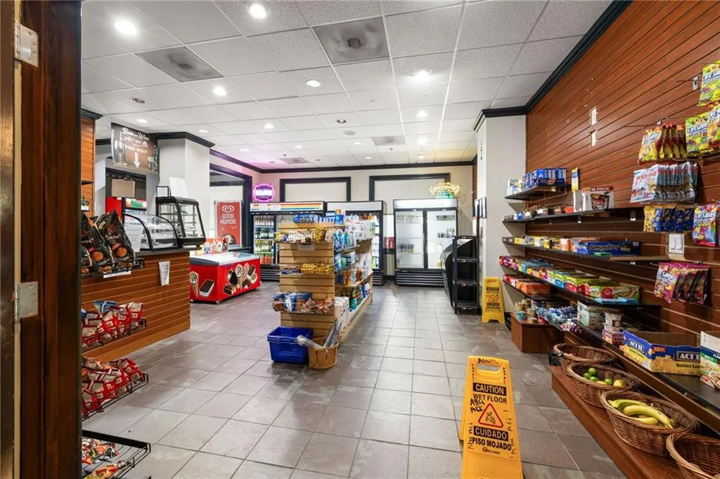 795 Hammond Drive Unit 1608, Atlanta, Georgia 30328, 1 Bedroom Bedrooms, ,1 BathroomBathrooms,Residential,Sold,795 Hammond Drive Unit 1608,7402030