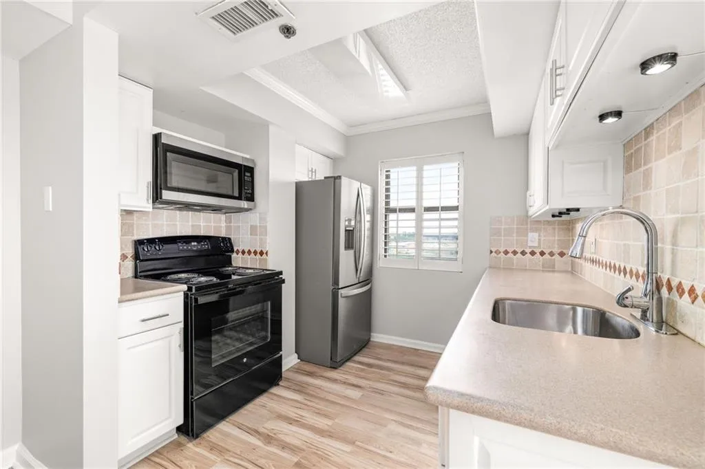 795 Hammond Drive Unit 1608, Atlanta, Georgia 30328, 1 Bedroom Bedrooms, ,1 BathroomBathrooms,Residential,Sold,795 Hammond Drive Unit 1608,7402030