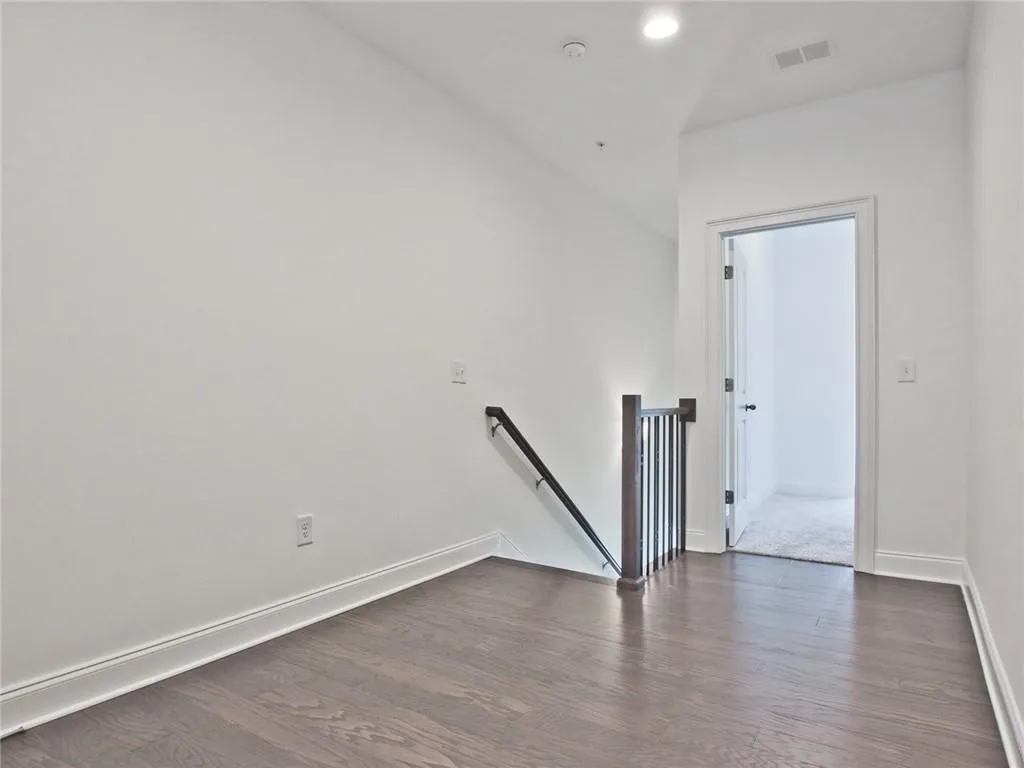 6646 Sterling Drive Unit 674, Sandy Springs, Georgia 30328, 3 Bedrooms Bedrooms, ,3 BathroomsBathrooms,Residential,Sold,6646 Sterling Drive Unit 674,6887842