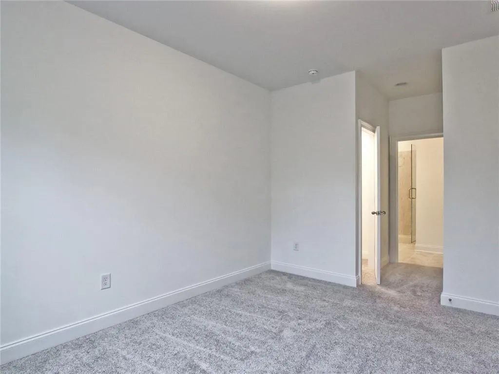 6646 Sterling Drive Unit 674, Sandy Springs, Georgia 30328, 3 Bedrooms Bedrooms, ,3 BathroomsBathrooms,Residential,Sold,6646 Sterling Drive Unit 674,6887842