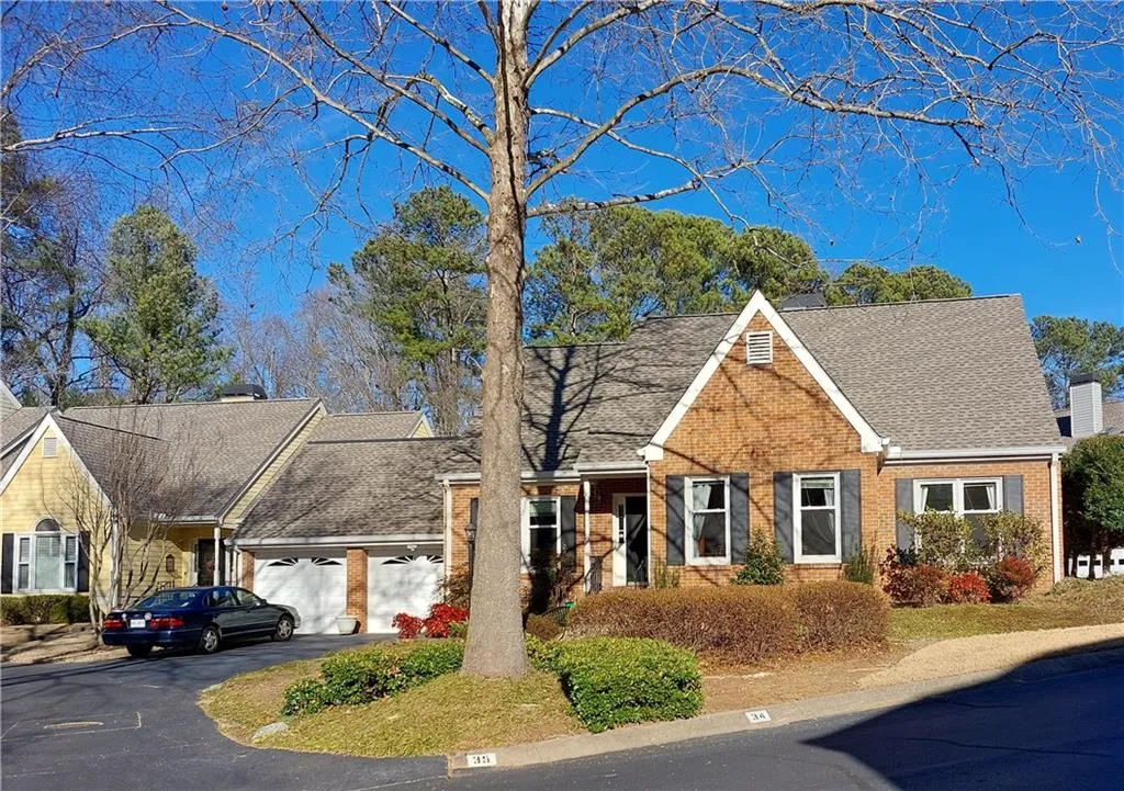 34 Vernon Glen Court, Atlanta, Georgia 30338, 2 Bedrooms Bedrooms, ,2 BathroomsBathrooms,Residential,Sold,34 Vernon Glen Court,7166563