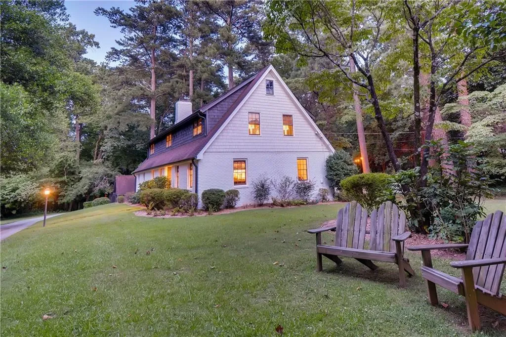 755 Glenairy Drive, Sandy Springs, Georgia 30328, 4 Bedrooms Bedrooms, ,2 BathroomsBathrooms,Residential,Sold,755 Glenairy Drive,6588397