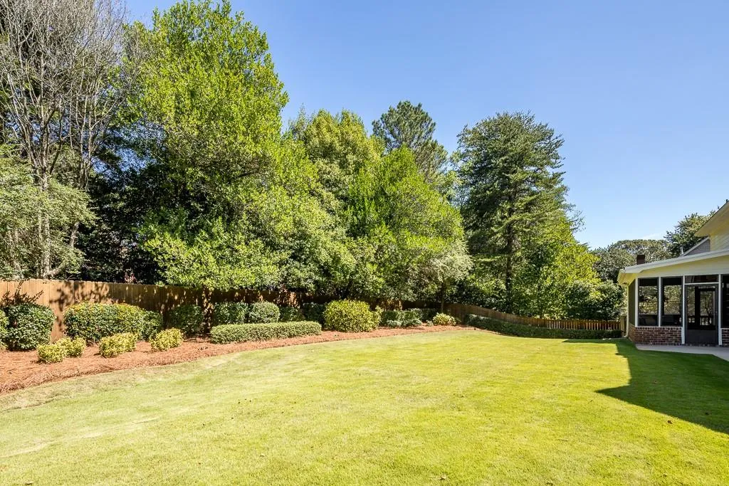220 Glen Meadow Court, Sandy Springs, Georgia 30328, 4 Bedrooms Bedrooms, ,4 BathroomsBathrooms,Residential,Sold,220 Glen Meadow Court,6622662