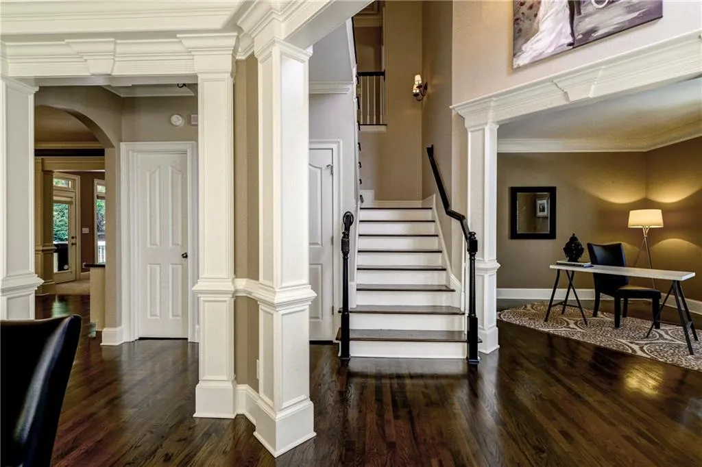 230 Fieldsborn Court, Atlanta, Georgia 30328, 4 Bedrooms Bedrooms, ,4 BathroomsBathrooms,Residential,Sold,230 Fieldsborn Court,5868680