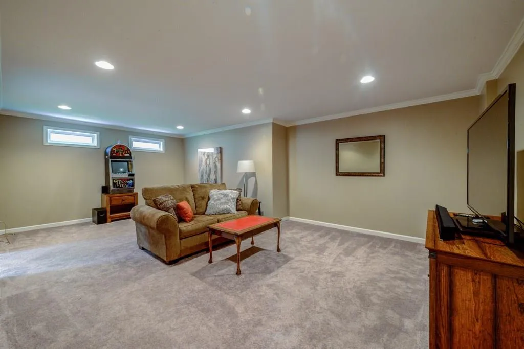 230 Fieldsborn Court, Atlanta, Georgia 30328, 4 Bedrooms Bedrooms, ,4 BathroomsBathrooms,Residential,Sold,230 Fieldsborn Court,5868680