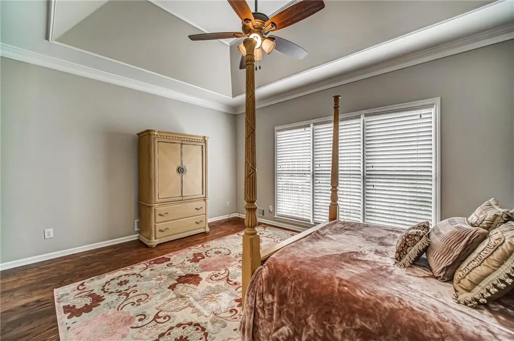 725 Orchard Court, Sandy Springs, Georgia 30328, 5 Bedrooms Bedrooms, ,3 BathroomsBathrooms,Residential,Sold,725 Orchard Court,6746524