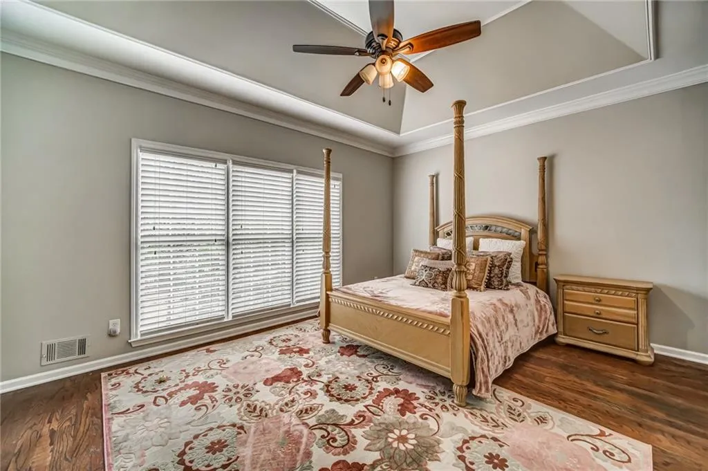 725 Orchard Court, Sandy Springs, Georgia 30328, 5 Bedrooms Bedrooms, ,3 BathroomsBathrooms,Residential,Sold,725 Orchard Court,6746524