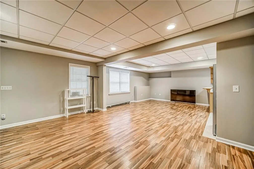 725 Orchard Court, Sandy Springs, Georgia 30328, 5 Bedrooms Bedrooms, ,3 BathroomsBathrooms,Residential,Sold,725 Orchard Court,6746524