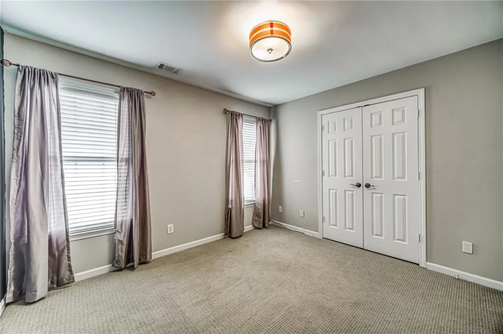 725 Orchard Court, Sandy Springs, Georgia 30328, 5 Bedrooms Bedrooms, ,3 BathroomsBathrooms,Residential,Sold,725 Orchard Court,6746524