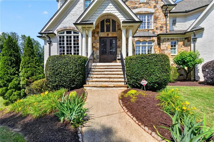 1123 Dee Kennedy Road, Auburn, Georgia 30011