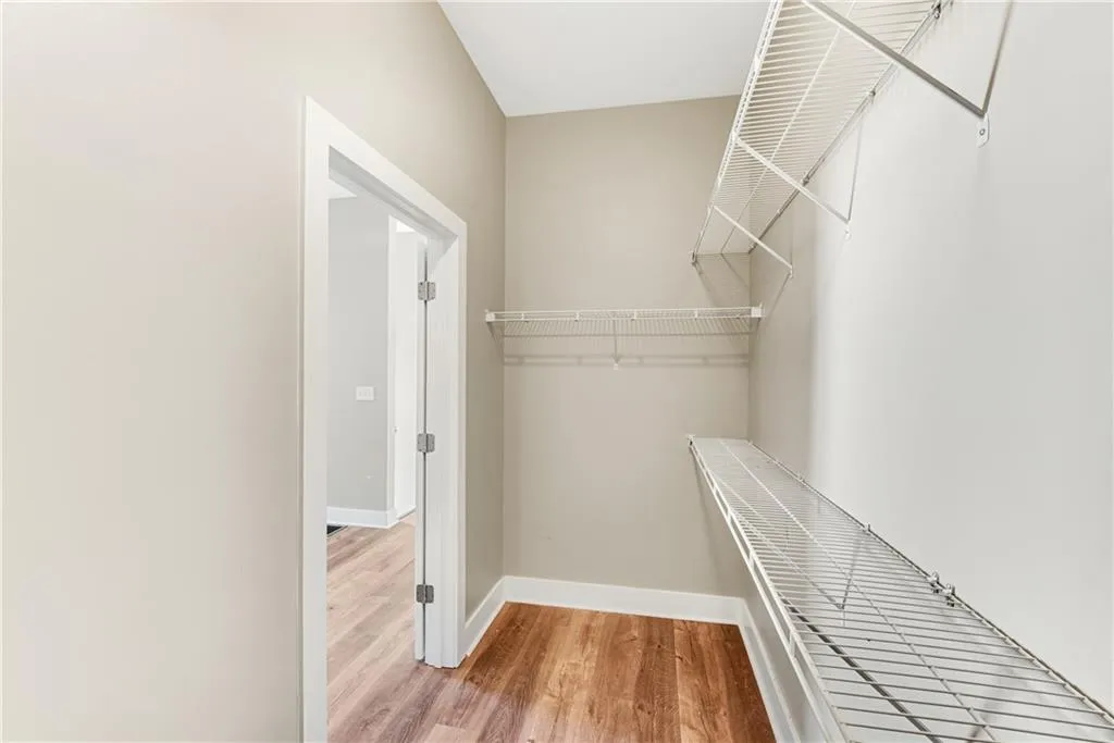 799 Hammond Drive Unit 413, Sandy Springs, Georgia 30328, 2 Bedrooms Bedrooms, ,1 BathroomBathrooms,Residential,Sold,799 Hammond Drive Unit 413,6892788