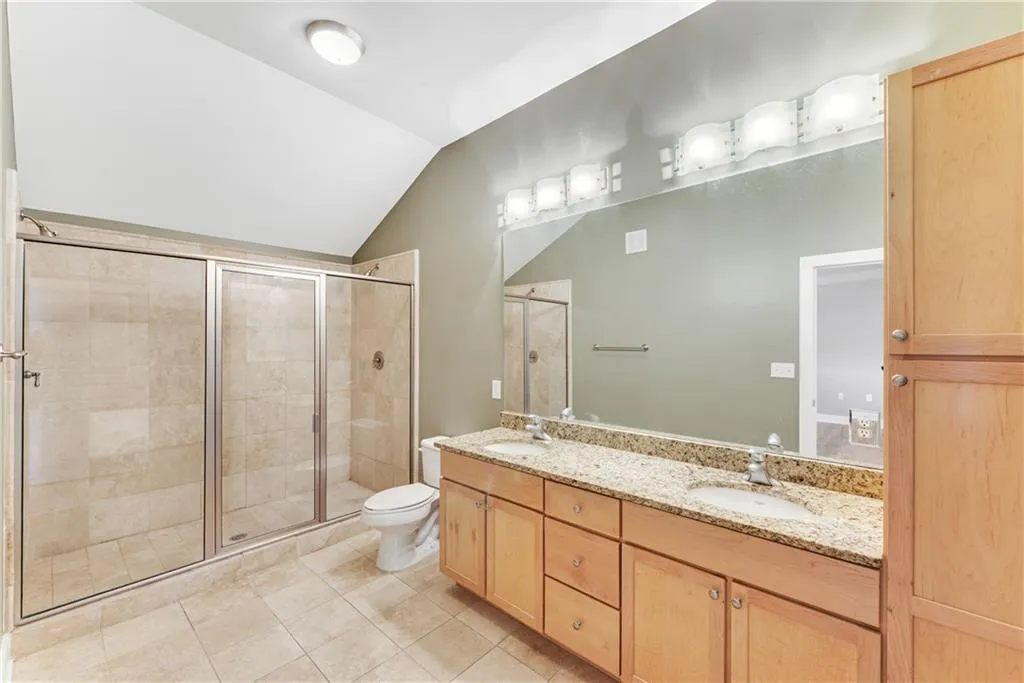 799 Hammond Drive Unit 413, Sandy Springs, Georgia 30328, 2 Bedrooms Bedrooms, ,1 BathroomBathrooms,Residential,Sold,799 Hammond Drive Unit 413,6892788