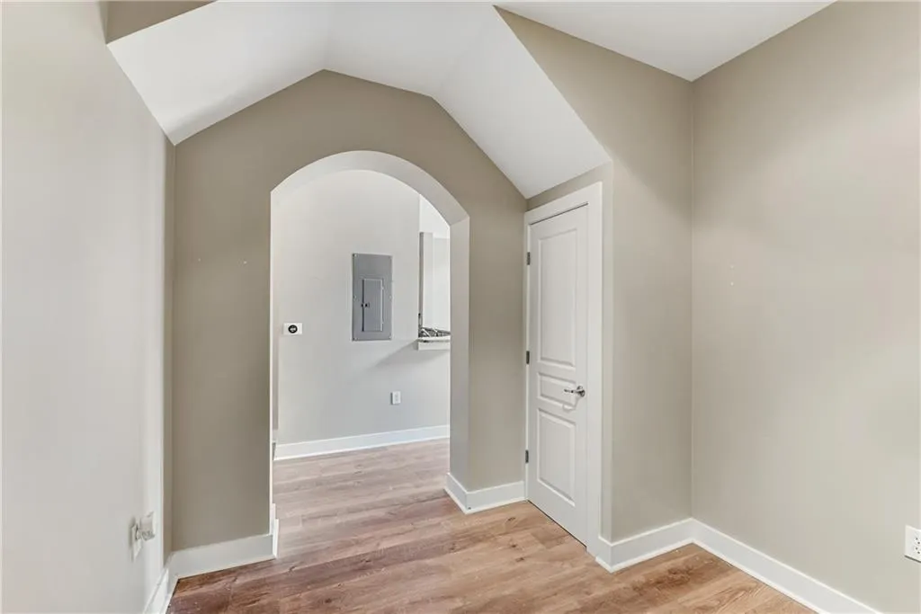 799 Hammond Drive Unit 413, Sandy Springs, Georgia 30328, 2 Bedrooms Bedrooms, ,1 BathroomBathrooms,Residential,Sold,799 Hammond Drive Unit 413,6892788