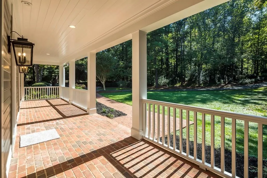 2110 Clay Drive, Sandy Springs, Georgia 30350, 5 Bedrooms Bedrooms, ,4 BathroomsBathrooms,Residential,Sold,2110 Clay Drive,6083639