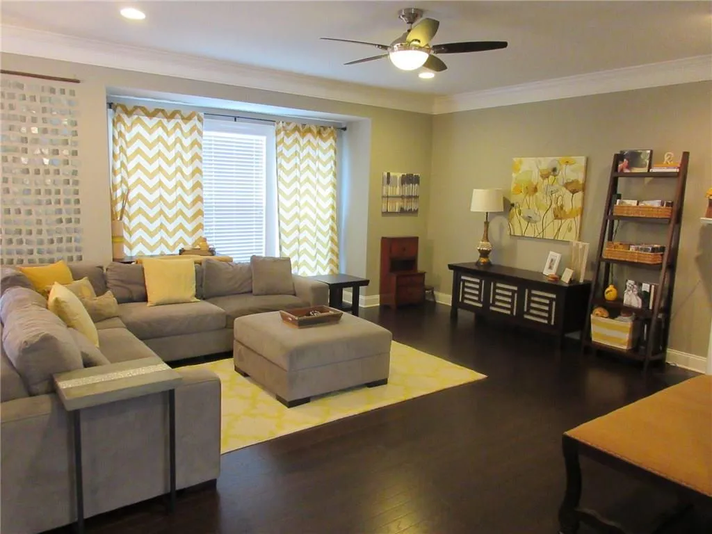 5045 Ridgemont Walk Unit 28, Atlanta, Georgia 30339, 4 Bedrooms Bedrooms, ,3 BathroomsBathrooms,Residential,Sold,5045 Ridgemont Walk Unit 28,5764058