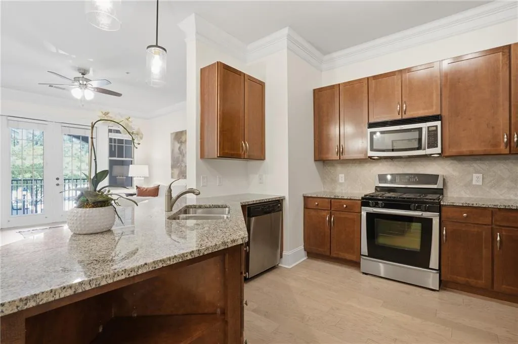 3621 Vinings Slope Se Unit 2325, Atlanta, Georgia 30339, 1 Bedroom Bedrooms, 0 ,1 BathroomBathrooms,Residential,For Sale,3621 Vinings Slope Se Unit 2325,7761902