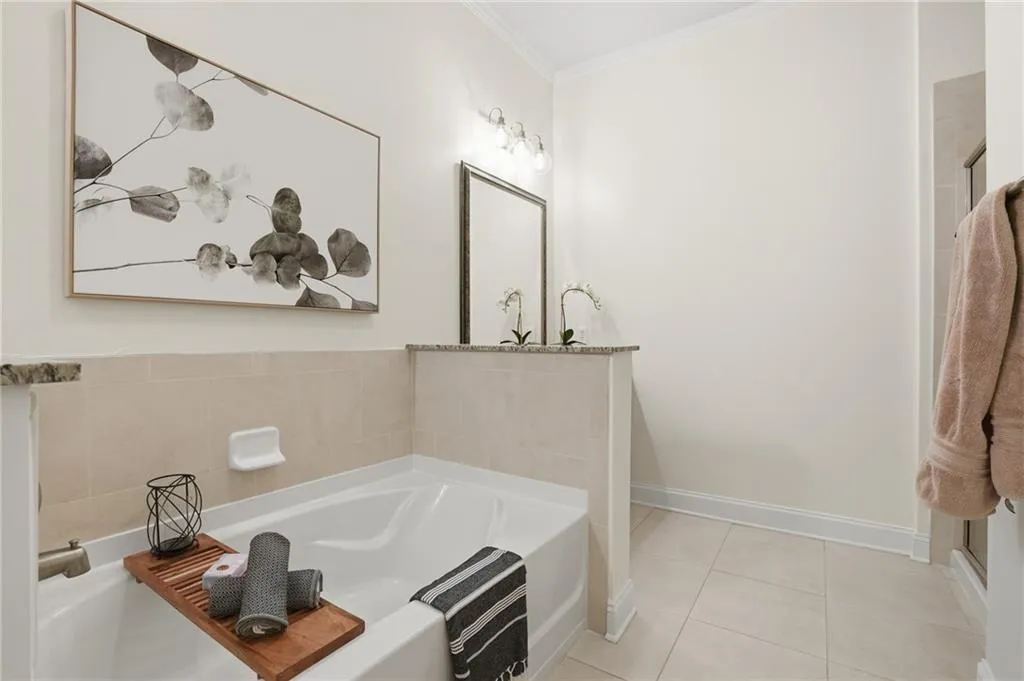 3621 Vinings Slope Se Unit 2325, Atlanta, Georgia 30339, 1 Bedroom Bedrooms, 0 ,1 BathroomBathrooms,Residential,For Sale,3621 Vinings Slope Se Unit 2325,7761902