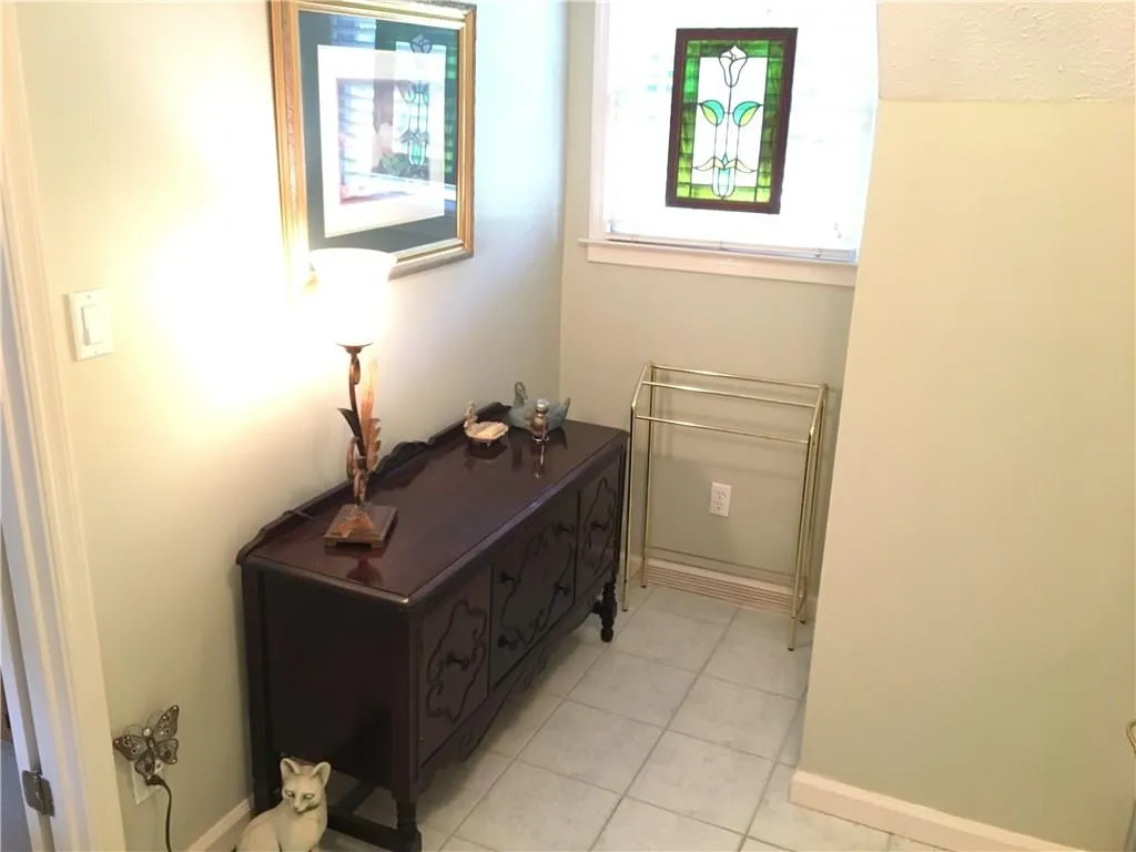 305 Madera Court, Sandy Springs, Georgia 30350, 4 Bedrooms Bedrooms, ,2 BathroomsBathrooms,Residential,Sold,305 Madera Court,5819558 305 Madera Court, Sandy Springs, Georgia 30350, 4 Bedrooms Bedrooms, ,2 BathroomsBathrooms,Residential,Sold,305 Madera Court,5819558