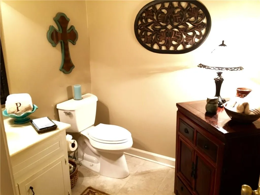 305 Madera Court, Sandy Springs, Georgia 30350, 4 Bedrooms Bedrooms, ,2 BathroomsBathrooms,Residential,Sold,305 Madera Court,5819558 305 Madera Court, Sandy Springs, Georgia 30350, 4 Bedrooms Bedrooms, ,2 BathroomsBathrooms,Residential,Sold,305 Madera Court,5819558