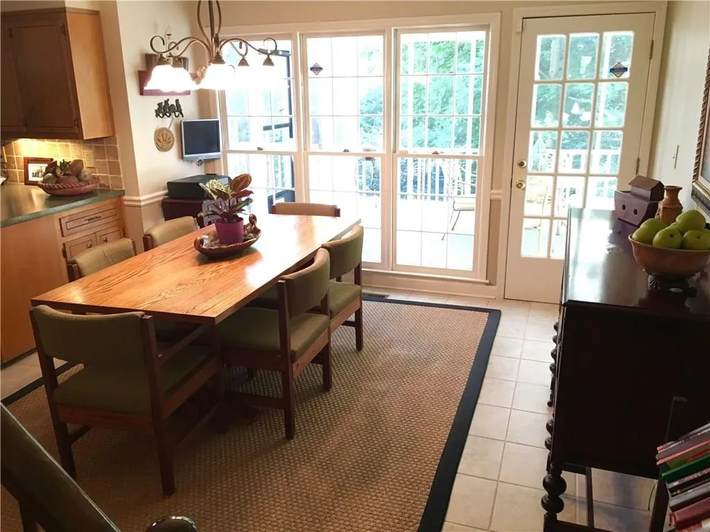 305 Madera Court, Sandy Springs, Georgia 30350, 4 Bedrooms Bedrooms, ,2 BathroomsBathrooms,Residential,Sold,305 Madera Court,5819558 305 Madera Court, Sandy Springs, Georgia 30350, 4 Bedrooms Bedrooms, ,2 BathroomsBathrooms,Residential,Sold,305 Madera Court,5819558